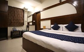 Hotel Gaylord International - New Delhi