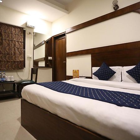 Hotel Gaylord International - New Delhi Exterior photo