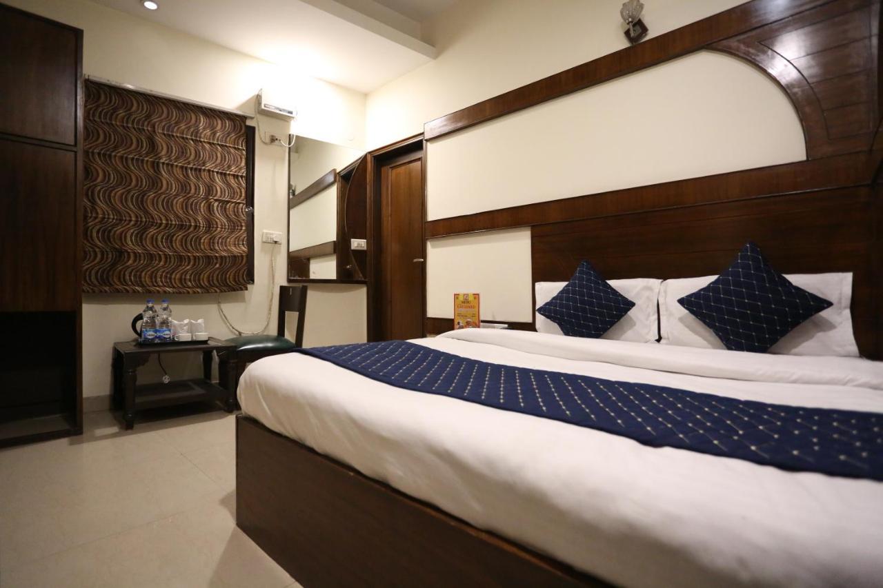 Hotel Gaylord International - New Delhi Exterior photo